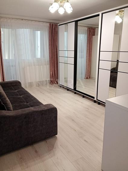 Apartament cu 3 camere decomandat, mobilat în Mănăștur