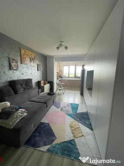 Apartament cu 2 camere semidecomandat în Sălaj