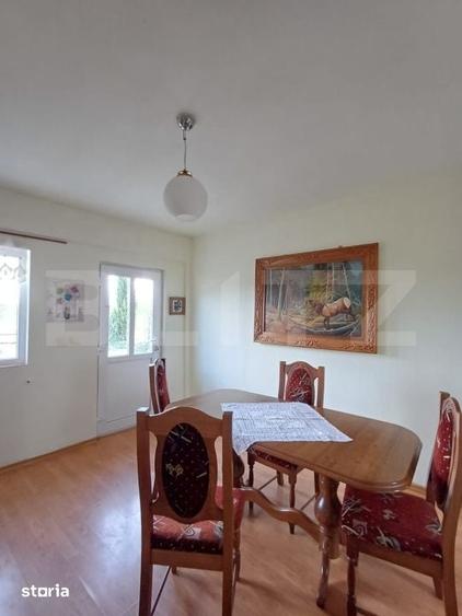Casă cu 7 camere cu Teren 3289 Mp în Luna