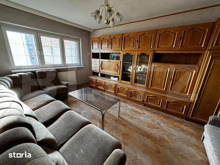 Apartament cu 4 camere decomandat în Ultracentral