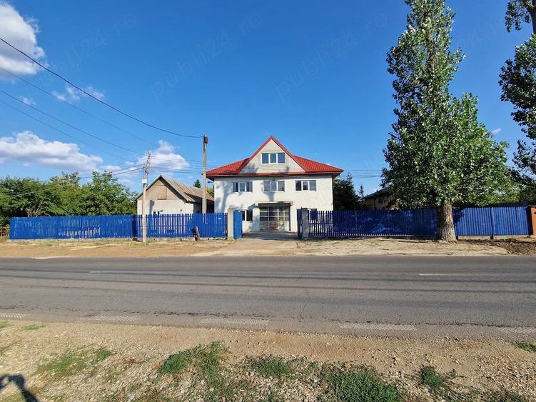 Spațiu comercial, de 600 mp, în Petrăchioaia