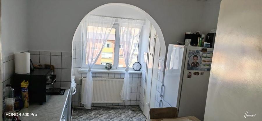 Apartament cu 2 camere decomandat în Vitrometan