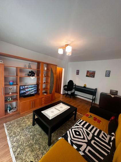 Apartament cu 2 camere semidecomandat în Metalurgie