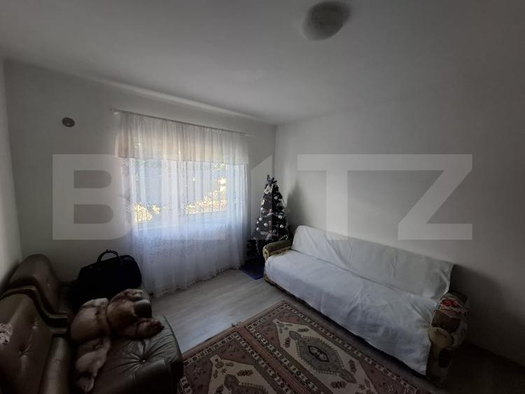 Casă individuală cu 5 camere cu Canalizare în Ardud