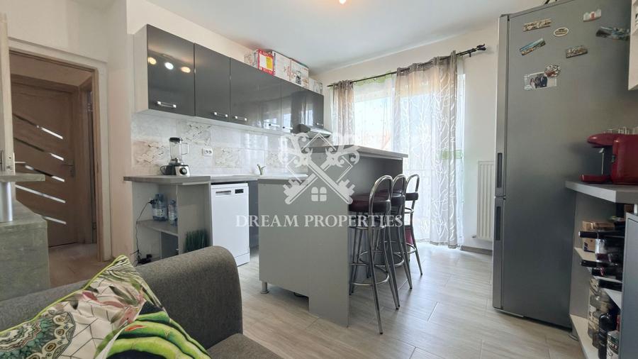 Duplex cu 4 camere cu Canalizare în Apahida