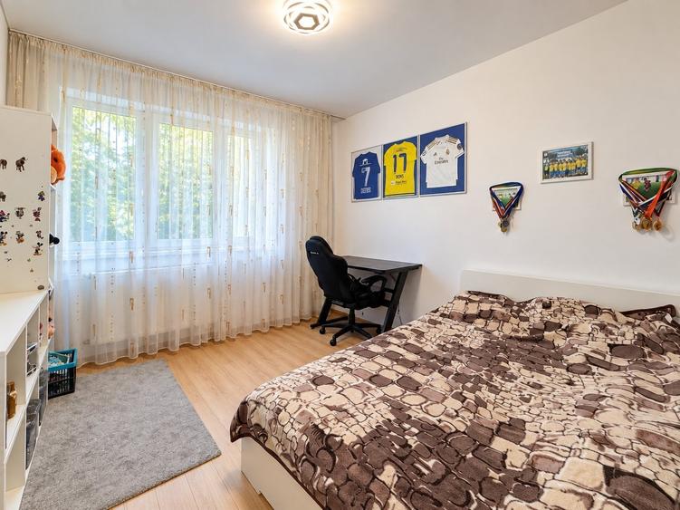 Apartament cu 2 camere semidecomandat în 1 Decembrie 1918