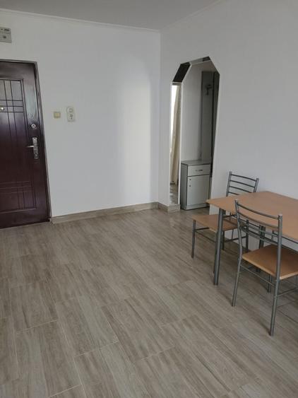Apartament cu 2 camere decomandat în Unirea