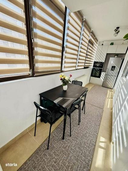 Apartament cu 3 camere decomandat în Roșu