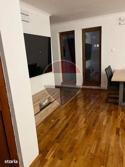 Apartament cu 4 camere în Ultracentral