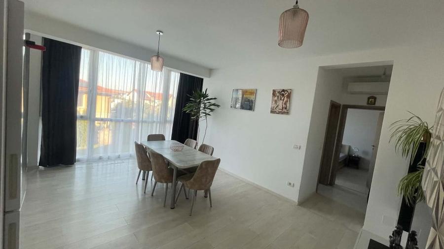 Apartament cu 3 camere decomandat în Giroc
