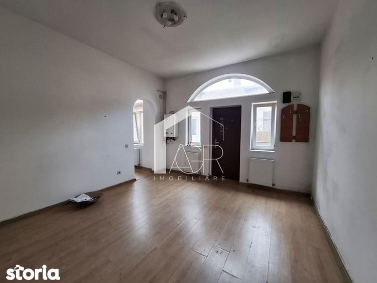 Casă cu 4 camere cu Teren 234 Mp în Transilvaniei
