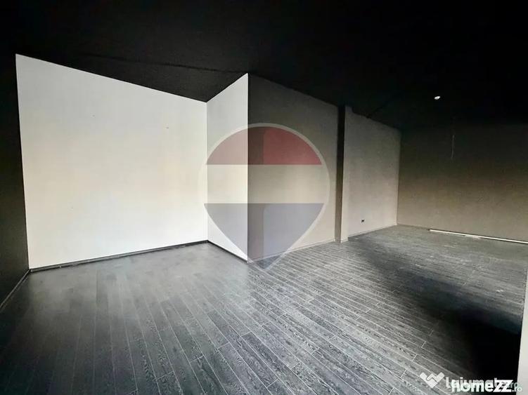 Spațiu comercial, de 270 mp, în Nord