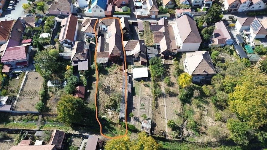 Casă cu 5 camere cu Teren 750 Mp în Central