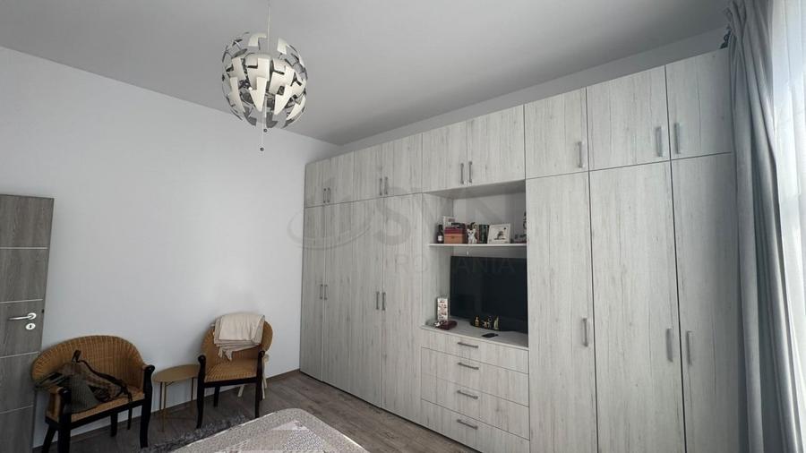 Casă individuală cu 5 camere în P-ța Romană