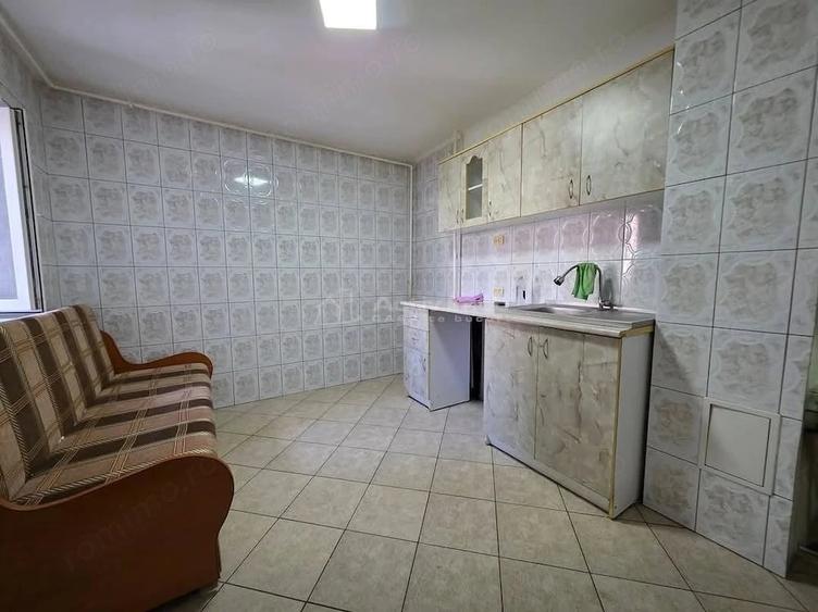 Apartament cu 2 camere decomandat în Unirii Sud