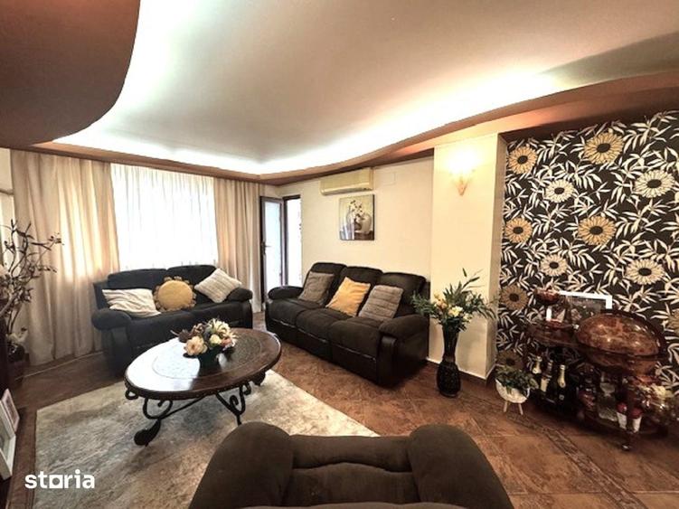 Apartament cu 4 camere în Central