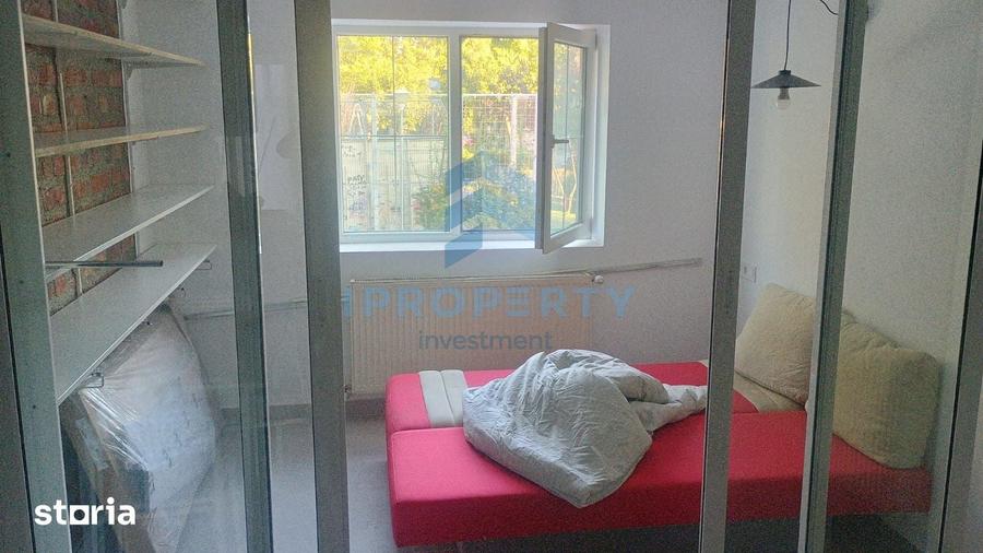 Garsonieră semidecomandată în Gara de Nord