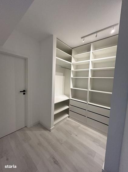 Apartament cu 3 camere în Est