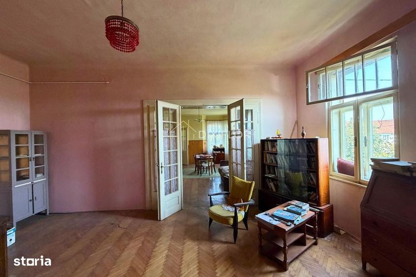 Casă cu 2 camere în Central