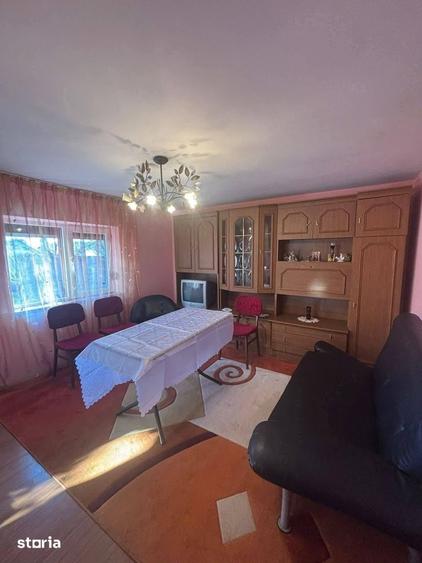 Casă cu 3 camere cu Teren 600 Mp în Central
