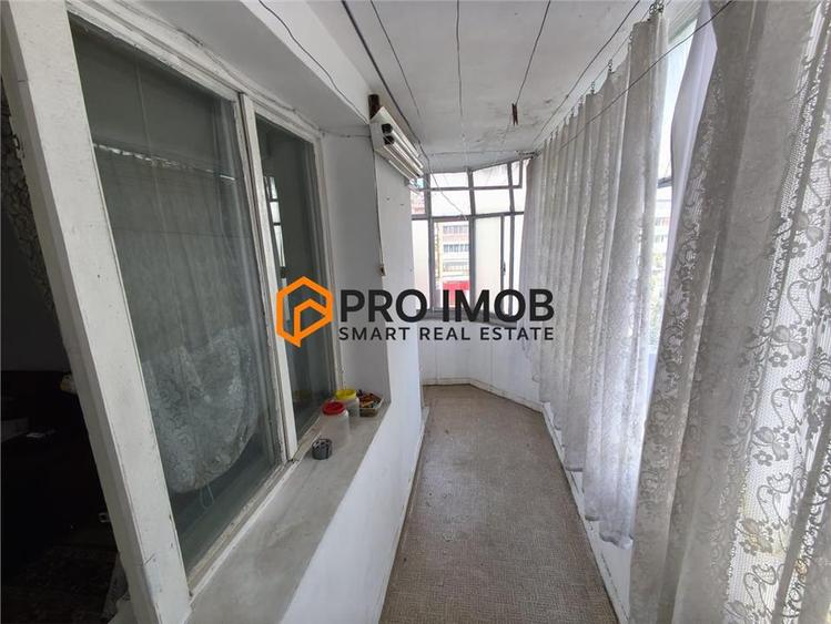 Apartament cu 3 camere decomandat în Unirii Sud