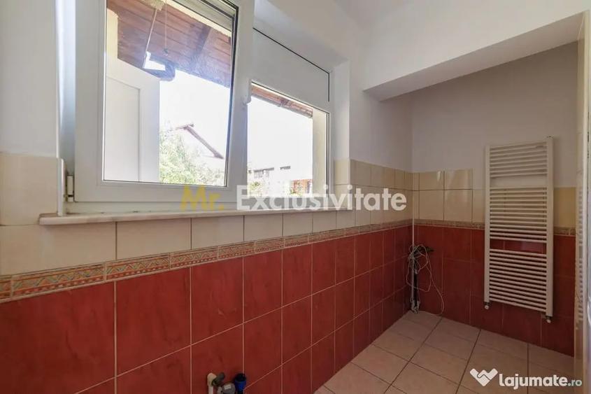 Casă cu 7 camere cu Teren 719 Mp în Găvana
