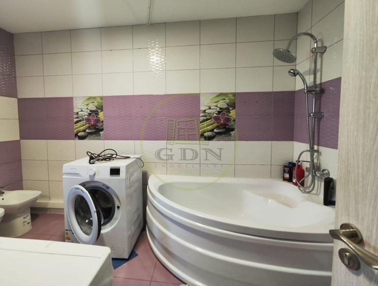 Casă individuală cu 5 camere cu Teren 390 Mp în Bariera Vâlcii