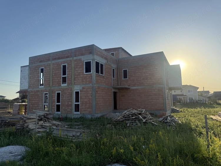 Apartament cu 2 camere decomandat în Moșnița Nouă