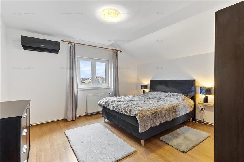 Casă individuală cu 4 camere cu Teren 464 Mp în Sânpetru