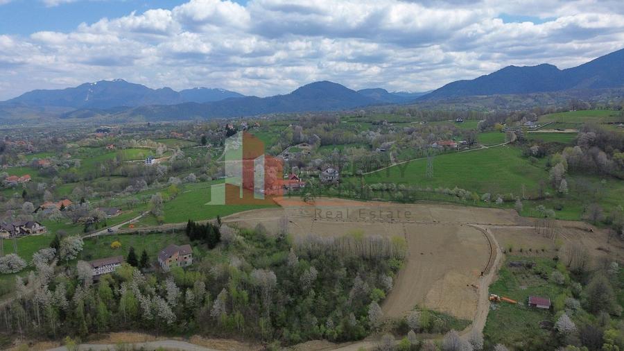 Teren Construcții intravilan de 1000 mp, în Bran