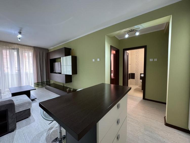 Apartament cu 2 camere decomandat în Sânmartin