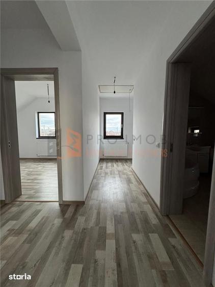 Casă cu 5 camere cu Teren 500 Mp în Stâlpu