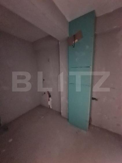 Apartament cu 2 camere semidecomandat în Florești