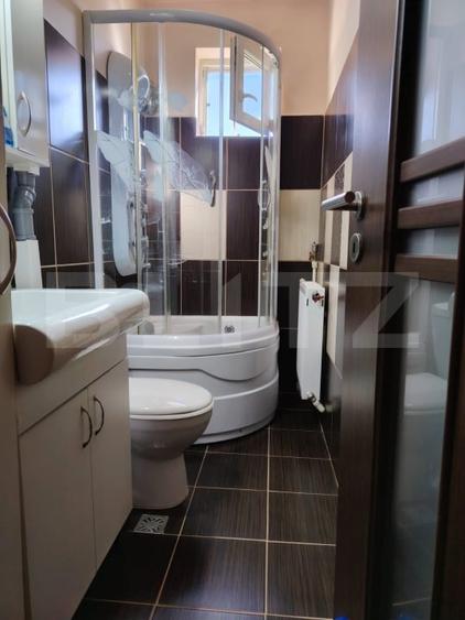 Apartament de vanzare, cu 3 camere, Nufarul - 7