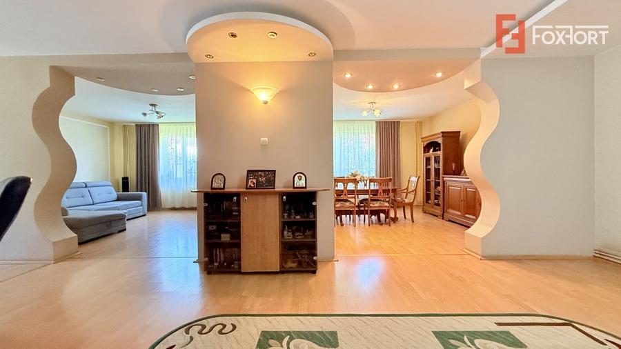 Casă individuală cu 5 camere cu Piscina în Brâncoveanu
