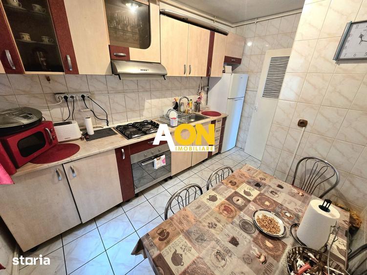 Apartament cu 3 camere decomandat în Central