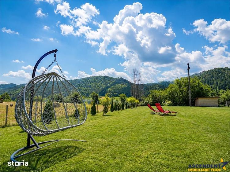 Casă cu 4 camere cu Teren 2032 Mp în Lunca
