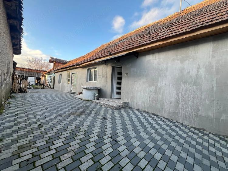 Casă cu Teren 500 Mp în Hăghig