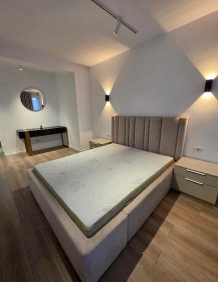 Casă cu 4 camere cu Teren 410 Mp în Tunari