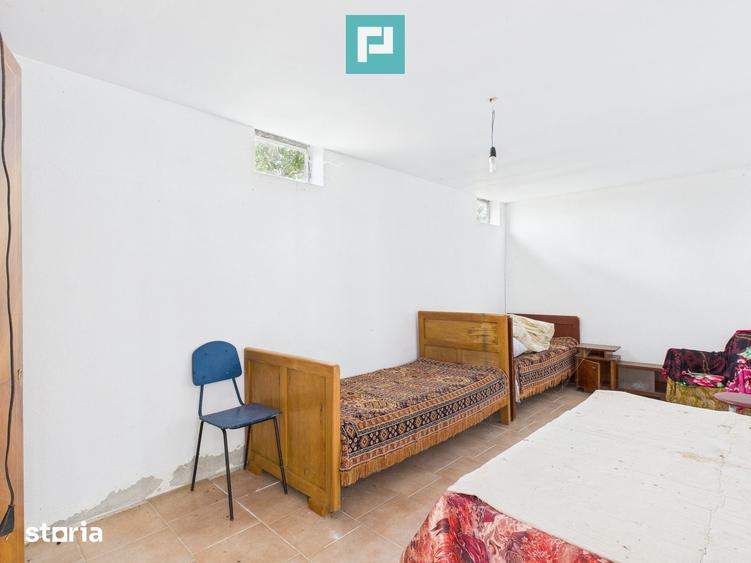 Casă cu Teren 2880 Mp în Semlac