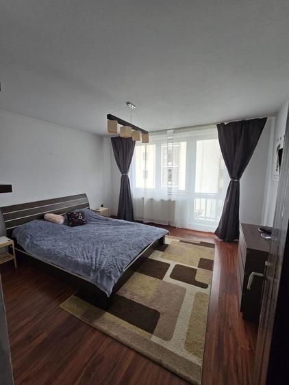 Apartament cu 2 camere decomandat în Ștrand