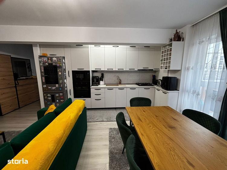 Apartament cu 3 camere în Florești