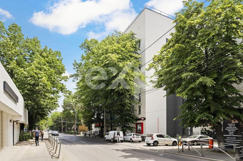 Apartament cu 2 camere, mobilat în Pajura