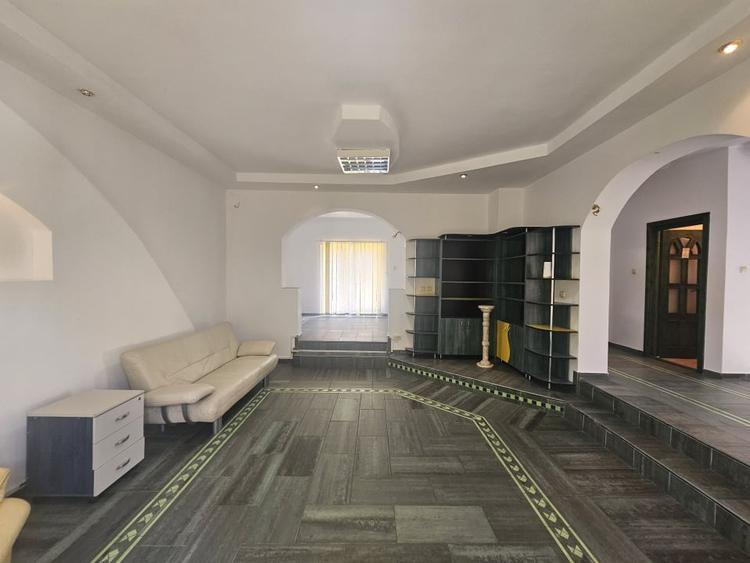 Zona Sigma - casa cu 6 parcari si gradina - 7