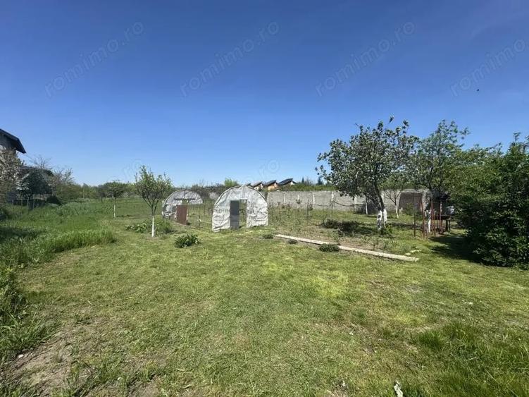 Teren de 2775 mp, în Olteni