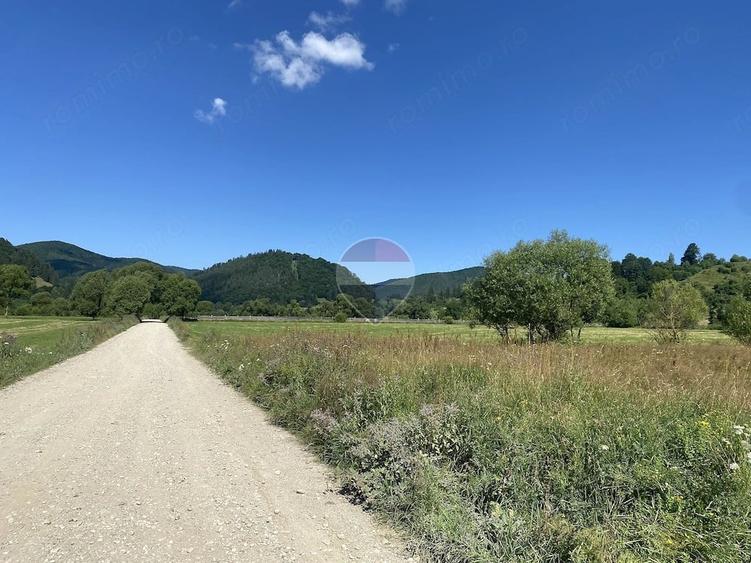 Teren de 4306 mp, în Vama Buzăului