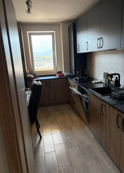 Apartament cu 3 camere decomandat în Centrul Civic