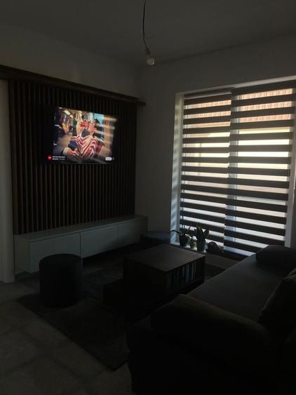 Apartament cu 3 camere semidecomandat în Fundeni