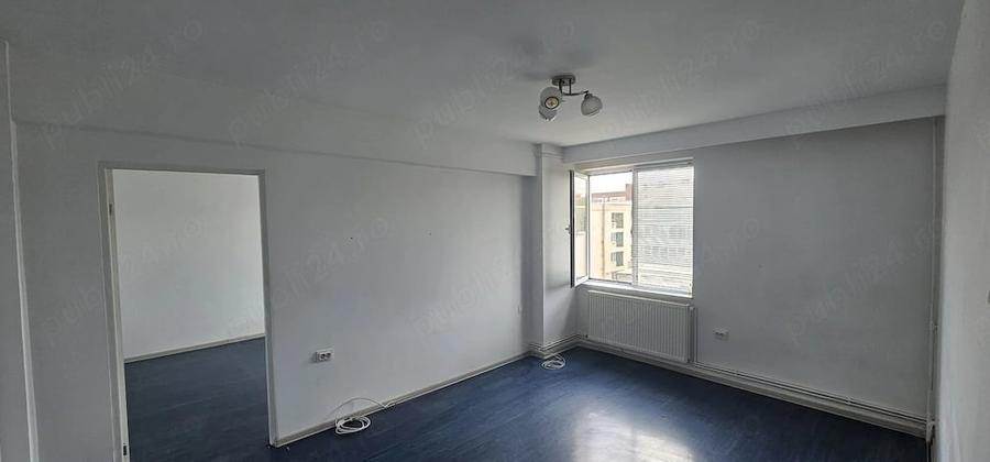 Apartament cu 2 camere nedecomandat în Central