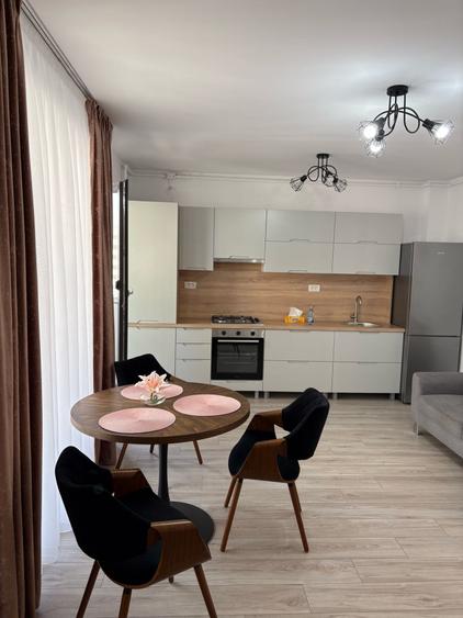 Apartament cu 2 camere semidecomandat, mobilat în Drumul Taberei